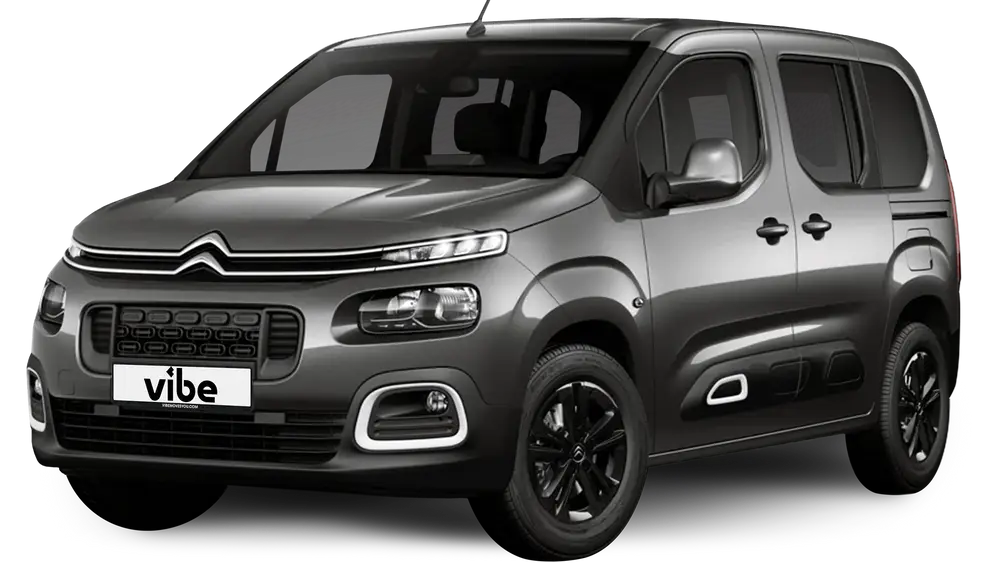 Citroen E-Berlingo E-Auto in Gris Platinum mit vibe Kennzeichen, freigestellt vor transparentem Hintergrund.