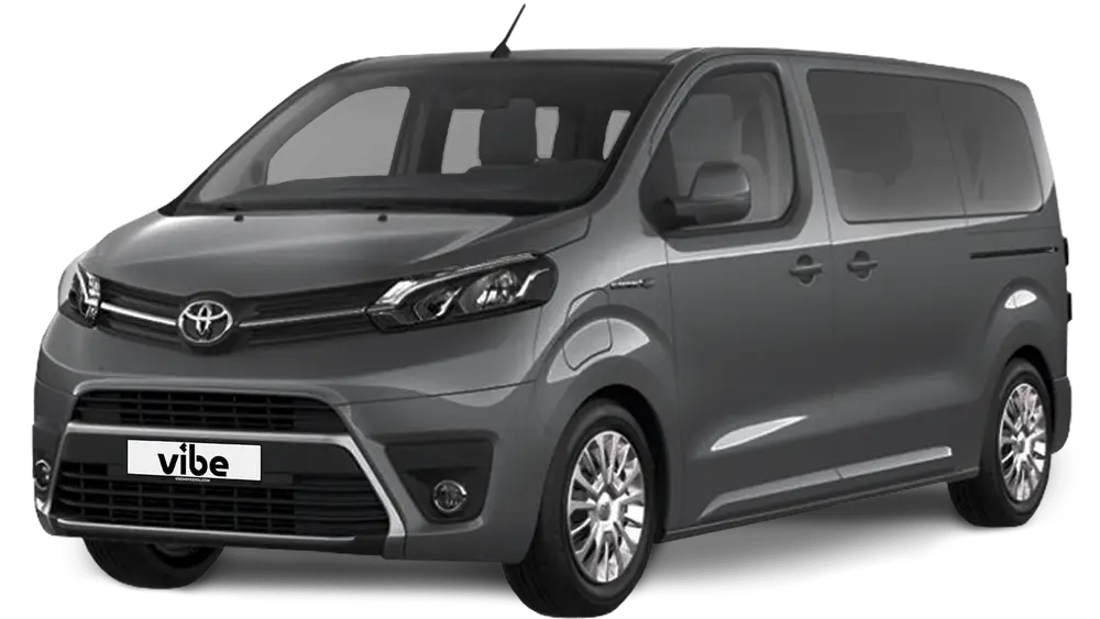 Schwarzer Toyota ProAce mit vibe Kennzeichen, freigestellt vor transparentem Hintergrund.